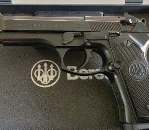 Beretta M92F Compact