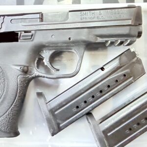 אקדח סמית MP9